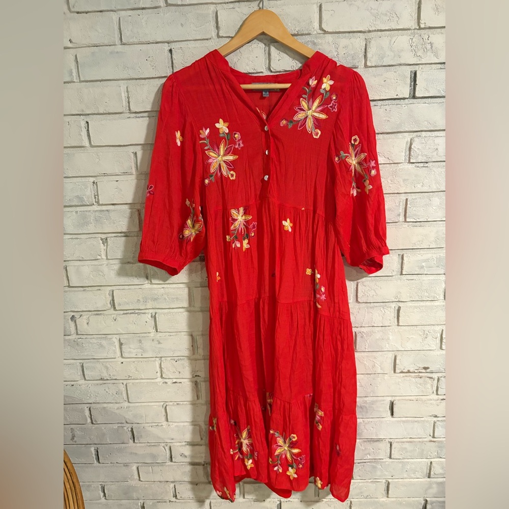 FIG & FLOWER Figueroa & Flower, Anthropologie Brand coral red tiered dress EUC